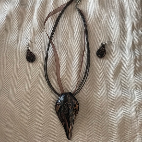 Jewelry - 🖤Necklace and earring set🖤